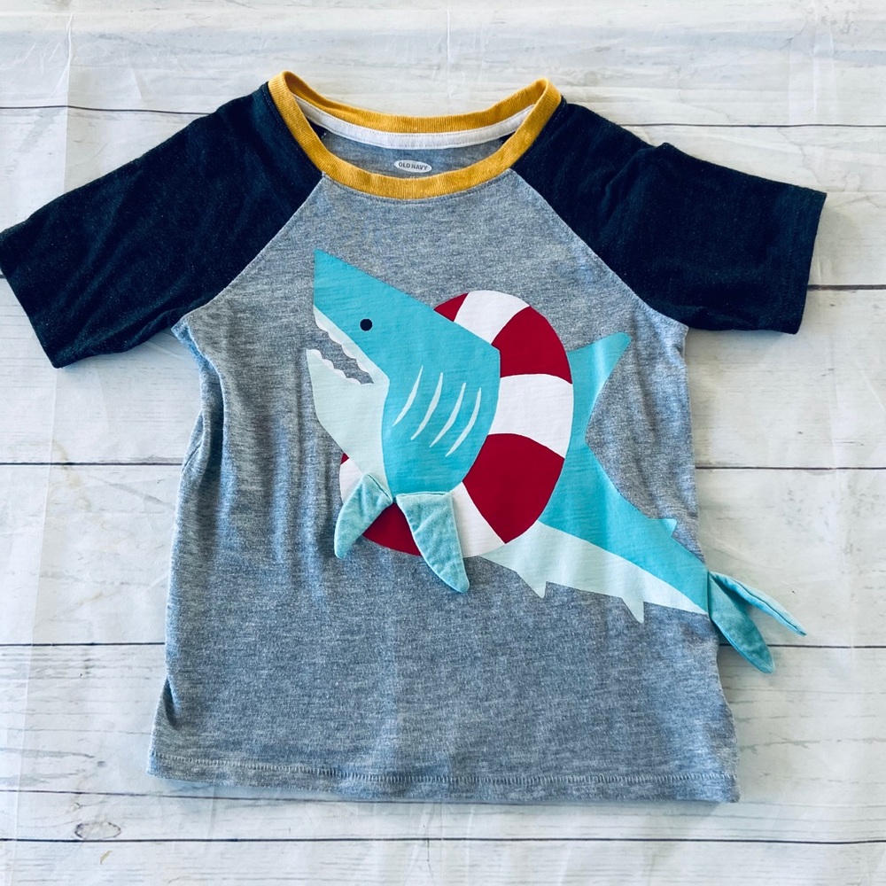 💔SOLD💔Shark Raglan Tee